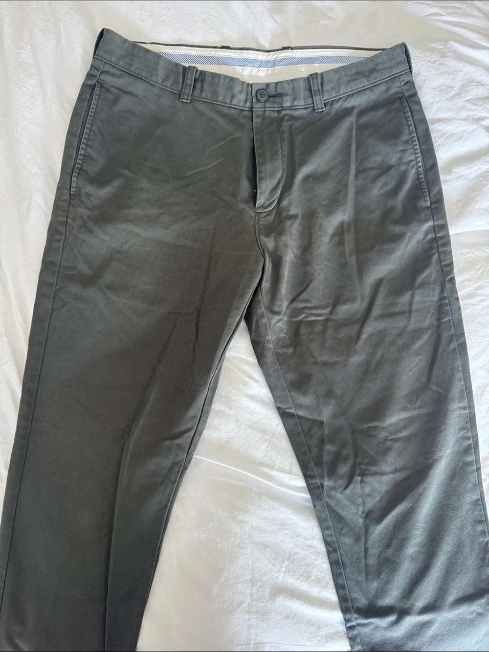 J. Crew Men's Classic Straight-Fit Chino Pants in Dark Green